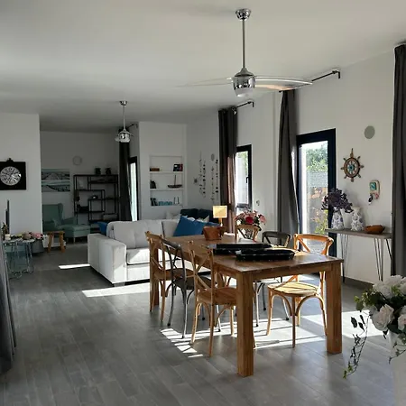 Villa Groovy