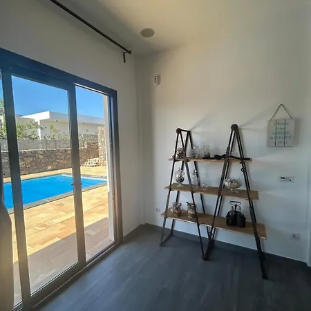 Villa Groovy *